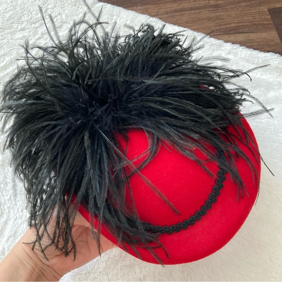 Vintage Red and Black Feathered Hat - Picture 7 of 15